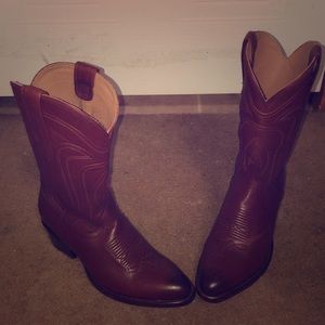 Women’s cowboy boots